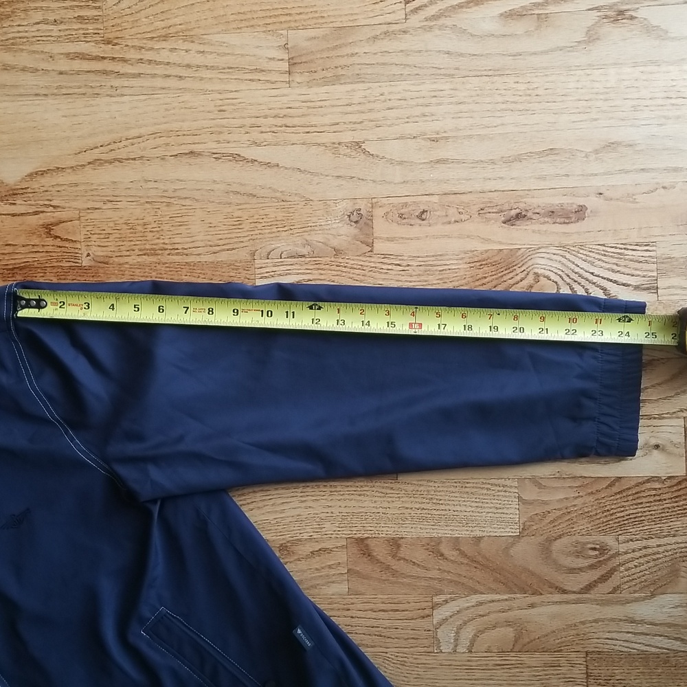 (M) Mens Dockers Outdoor Activewear Hiking Camping Athleisure Running Workout - Picture 3 of 12